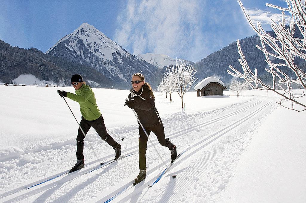 Caroline'S Appartement Au (Vorarlberg) ภายนอก รูปภาพ
